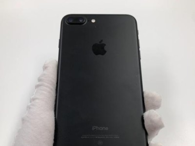 苹果7Plus黑色版的卓越表现（重新定义黑色，让你爱不释手）