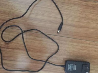 使用5V2A充电器充电12V2A设备会有什么影响？（探究低电压充电对高电压设备的影响及安全问题）